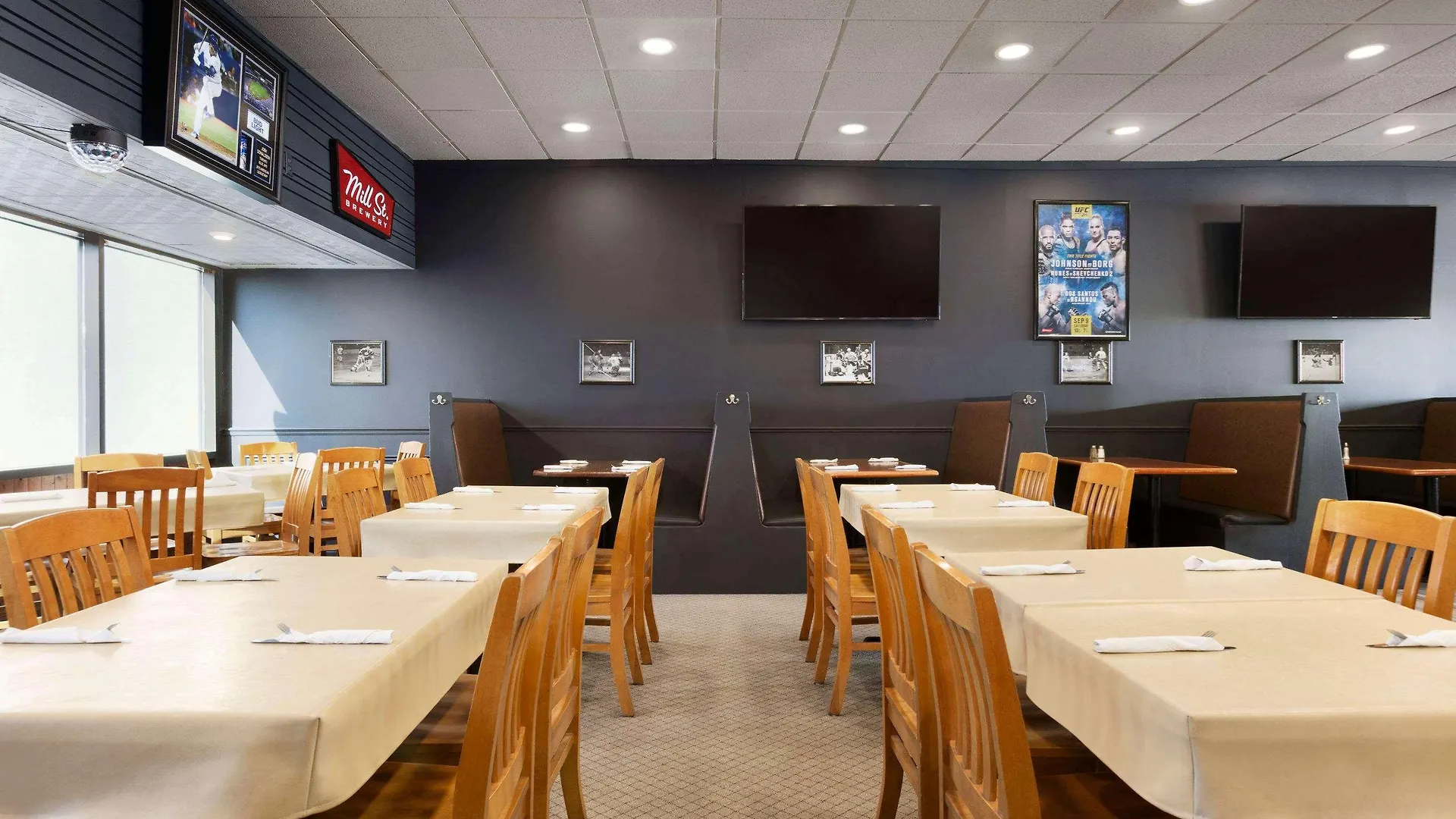 Travelodge By Wyndham Toronto East