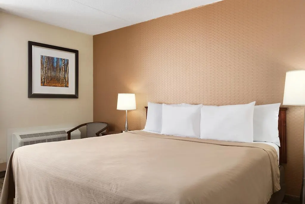 ホテル Travelodge By Wyndham Toronto East