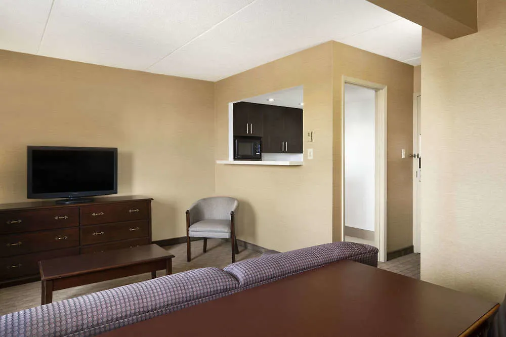 Travelodge By Wyndham Toronto East 3*,  カナダ