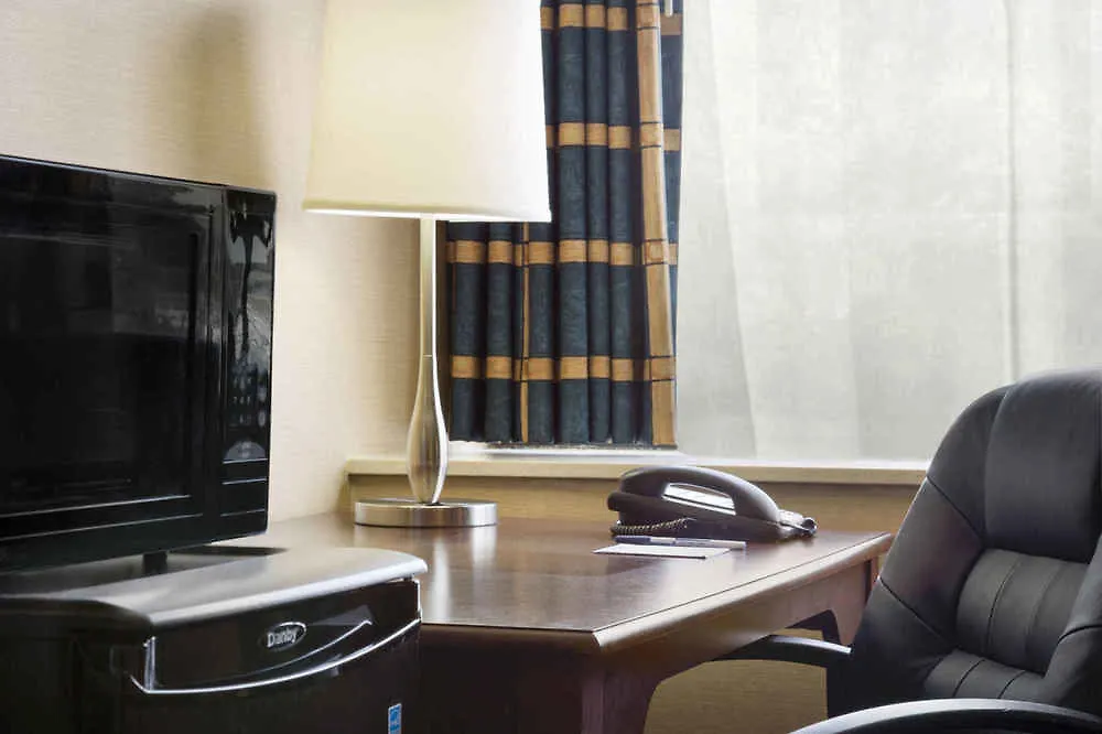 Travelodge By Wyndham Toronto East ホテル