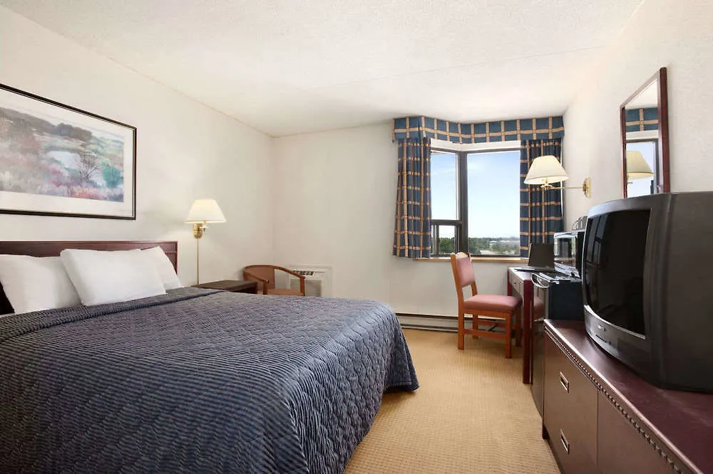 *** ホテル Travelodge By Wyndham Toronto East カナダ