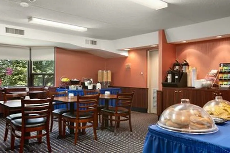 Travelodge By Wyndham Toronto East カナダ